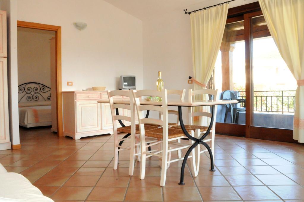 Apartamento Il Borgo Di Punta Marana Golfo Aranci Exterior foto