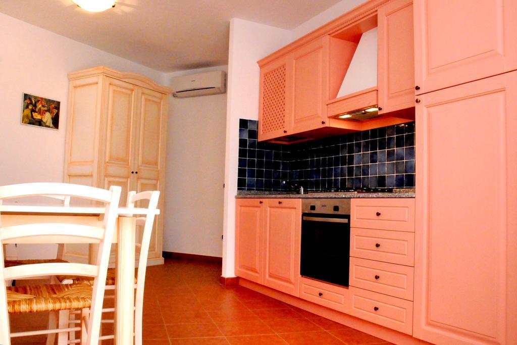 Apartamento Il Borgo Di Punta Marana Golfo Aranci Exterior foto