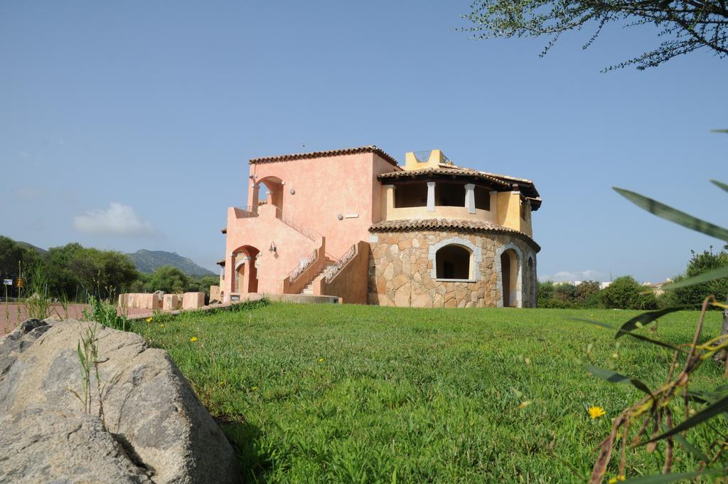 Apartamento Il Borgo Di Punta Marana Golfo Aranci Exterior foto