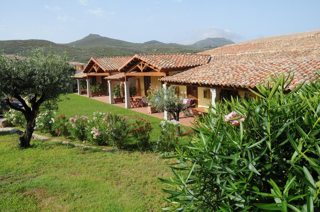 Apartamento Il Borgo Di Punta Marana Golfo Aranci Exterior foto